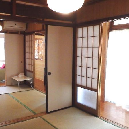 石垣島 一棟貸切りのお宿 ちゅら赤瓦 Ishigaki  Extérieur photo