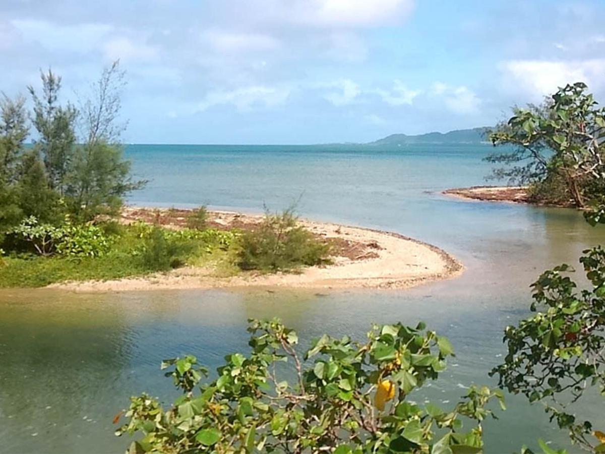 石垣島 一棟貸切りのお宿 ちゅら赤瓦 Ishigaki  Extérieur photo