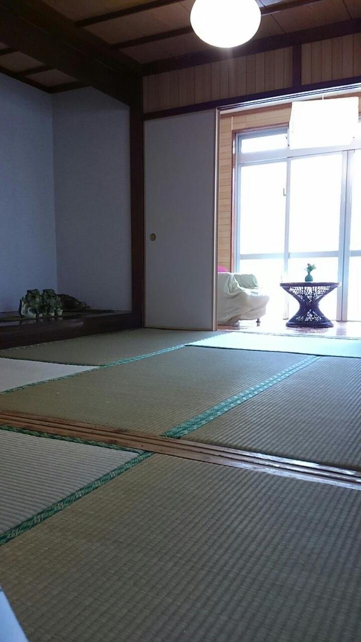 石垣島 一棟貸切りのお宿 ちゅら赤瓦 Ishigaki  Extérieur photo